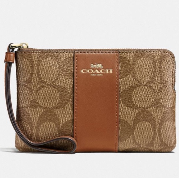 Coach Handbags - COACH Corner Zip Wristlet